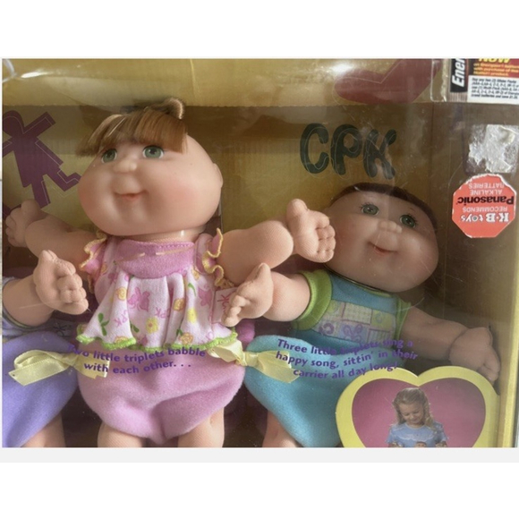 Mattel 2001 Cabbage Patch Kids Sing N Go Triplets 8.5\